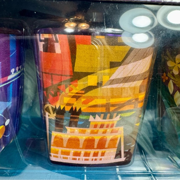 NWT. Disney Joey Chou Candle Set - Magic Kingdom - Set of 4. - Picture 6 of 11